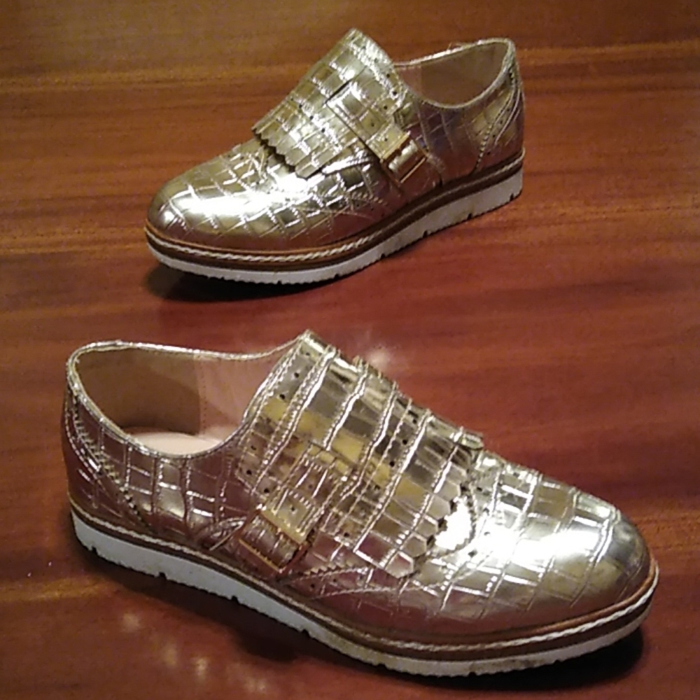 Gold Snake Oxford Loafers Size 8 Womens